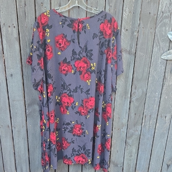 Torrid Pink Short Sleeve Tie Front Blouse - Picture 3 of 5